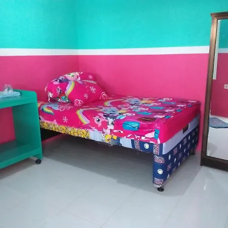 Homestay Lidiya Banyuwangi  Exterior photo